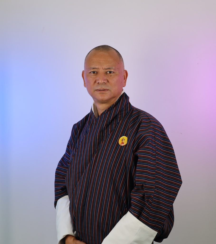 dr. cheki dorji e1753980671664 909x1024